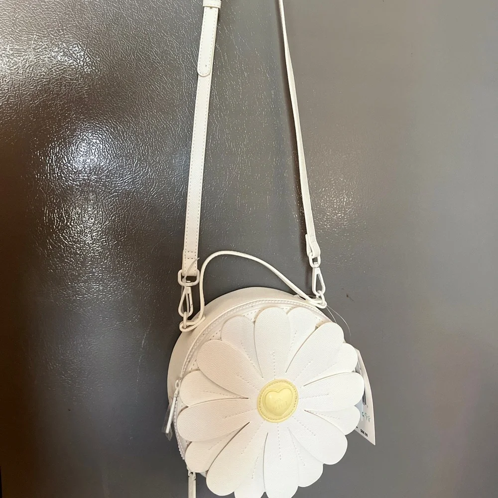 Betsey Johnson CO Petal Kitsch CrossBody Purse Daisy Bloom Wildly Original - Picture 7 of 7